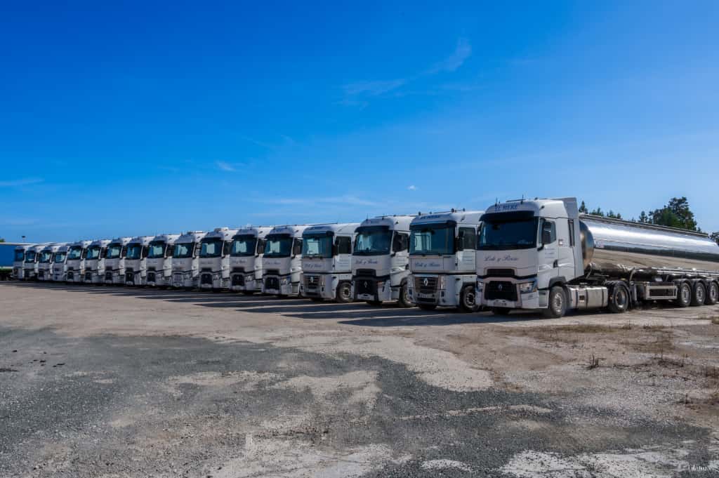 PHOTO-2025-11-13-18-33-17