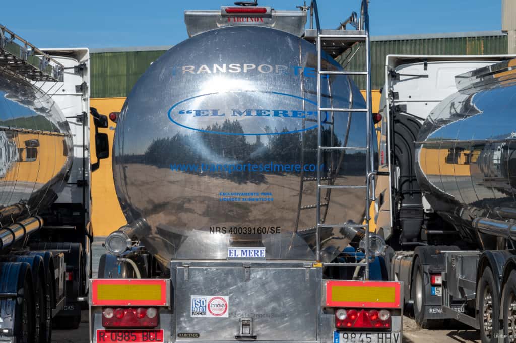 PHOTO-2025-11-13-18-33-20_1